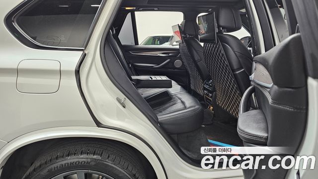 BMW X5 (F15) xDrive 40d 2017 — фото 11