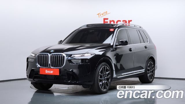 BMW X7 (G07) xDrive 40i M Sport 7STR 2025 — фото 1