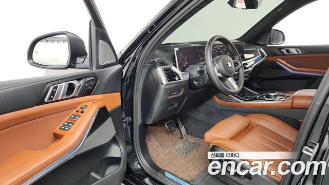 BMW X7 (G07) xDrive 40i M Sport 7STR 2025 — фото 10