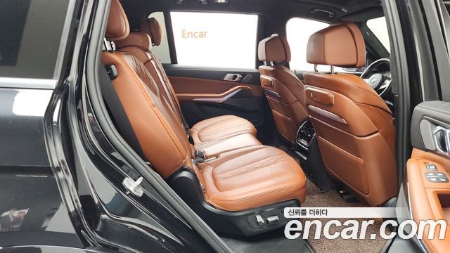 BMW X7 (G07) xDrive 40i M Sport 7STR 2025 — фото 11
