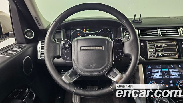 Land Rover Range Rover (IV) 4.4 SDV8 Vogue SE DIESEL 2014 — фото 17