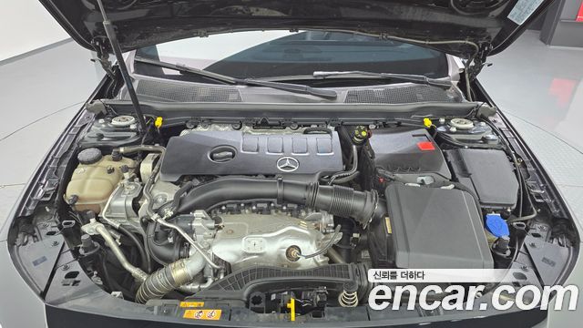 Mercedes-Benz A-Class (W177) A220 Sedan 2020 — фото 6