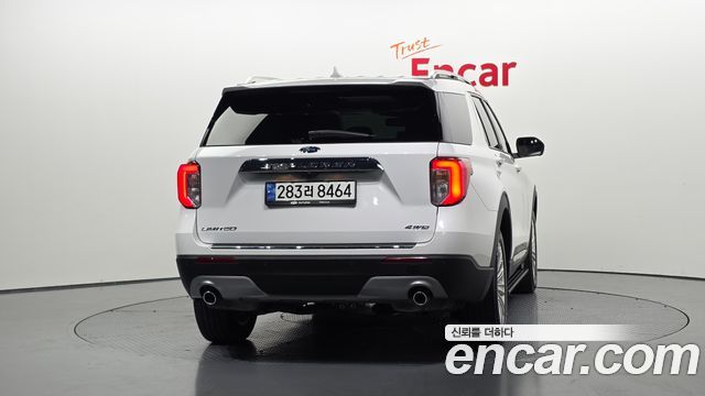 Ford Explorer (VI) 2.3 LimIted 4WD 2021 — фото 4