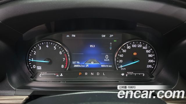 Ford Explorer (VI) 2.3 LimIted 4WD 2021 — фото 8
