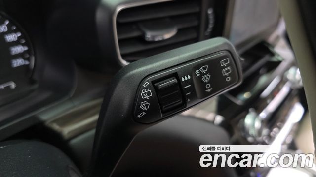 Ford Explorer (VI) 2.3 LimIted 4WD 2021 — фото 18