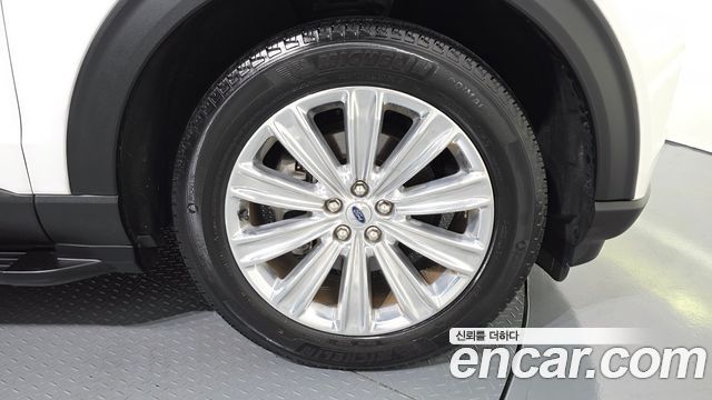 Ford Explorer (VI) 2.3 LimIted 4WD 2021 — фото 21