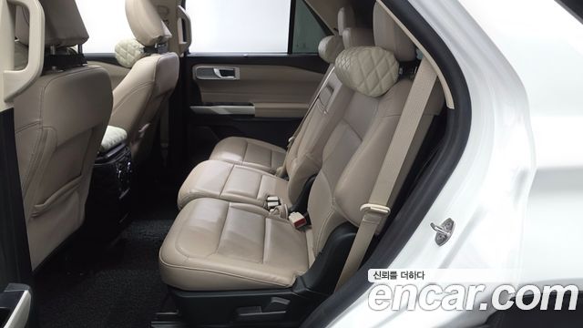 Ford Explorer (VI) 2.3 LimIted 4WD 2021 — фото 26
