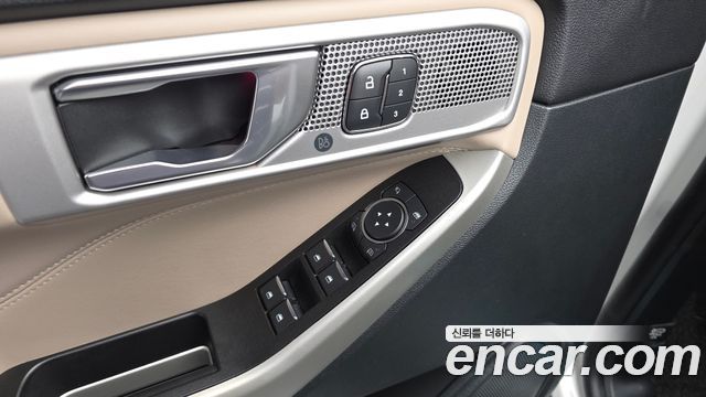 Ford Explorer (VI) 2.3 LimIted 4WD 2021 — фото 27
