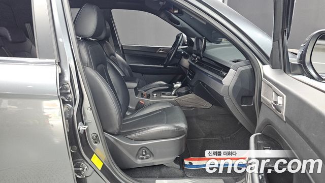 KG Mobility (SsangYong) Rexton Sports Khan Diesel 2.2 4WD Culman Noblesse 2024 — фото 26