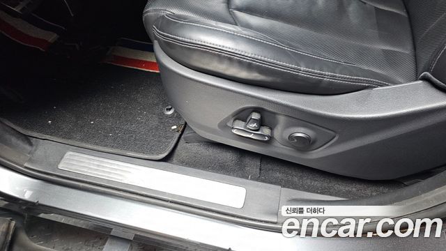 KG Mobility (SsangYong) Rexton Sports Khan Diesel 2.2 4WD Culman Noblesse 2024 — фото 32