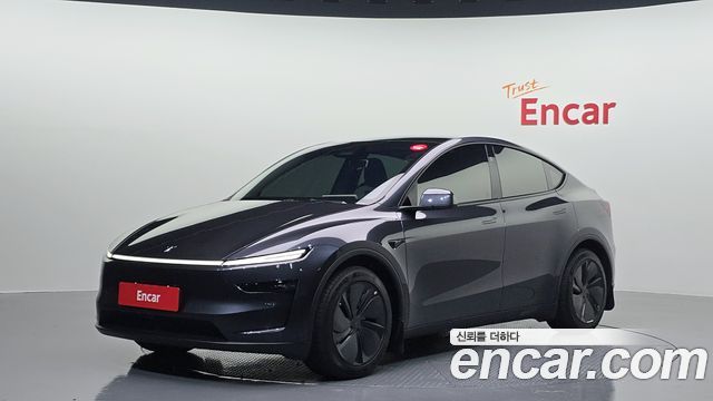 Tesla Model Y RWD