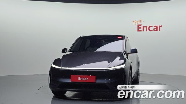 Tesla Model Y RWD 2025 — фото 3