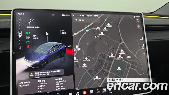 Tesla Model Y RWD 2025 — фото 16