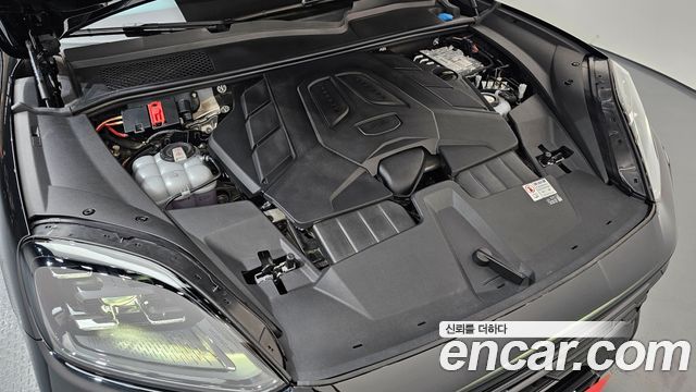 Porsche Cayenne (PO536) 3.0 E-Hybrid 2024 — фото 6