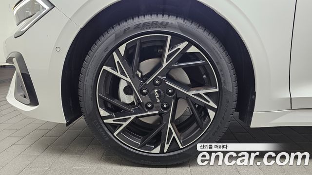 Kia K5 (III) 2.0 Noblesse 2025 — фото 5