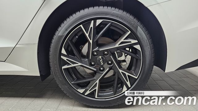 Kia K5 (III) 2.0 Noblesse 2025 — фото 21