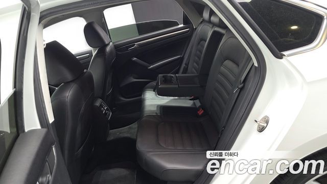 Volkswagen Passat 2.0 TSI B7 2018 — фото 12