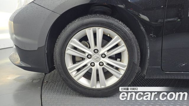Lexus ES350 Supreme XV60 2014 — фото 5