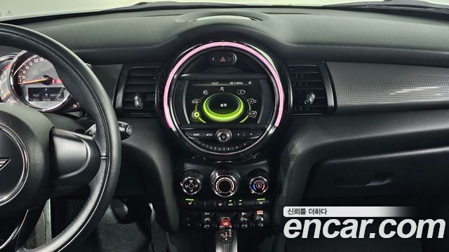 MINI Cooper Standard Third Generation 2018 — фото 14