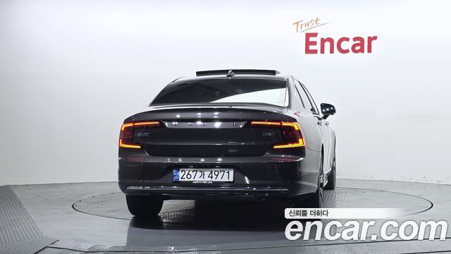 Volvo S90 B6 AWD Ultimate Bright 2023 — фото 4