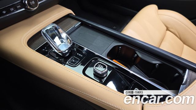 Volvo S90 B6 AWD Ultimate Bright 2023 — фото 9