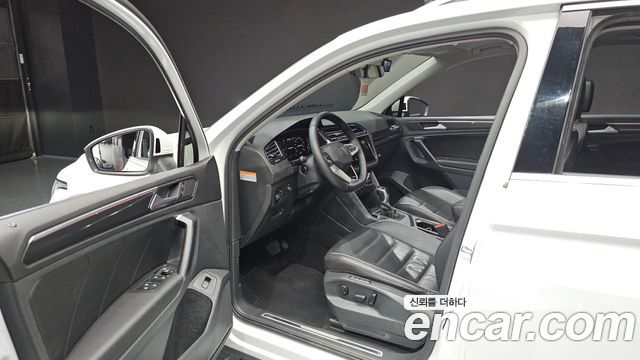 Volkswagen Tiguan (II) 2.0 TDI Prestige 2022 — фото 10