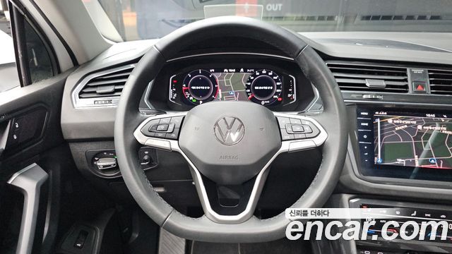 Volkswagen Tiguan (II) 2.0 TDI Prestige 2022 — фото 17