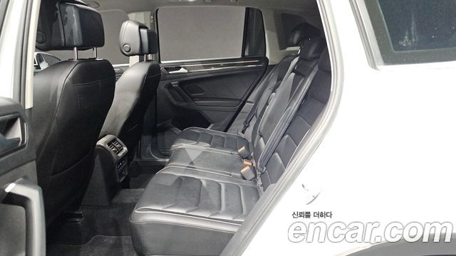 Volkswagen Tiguan (II) 2.0 TDI Prestige 2022 — фото 32