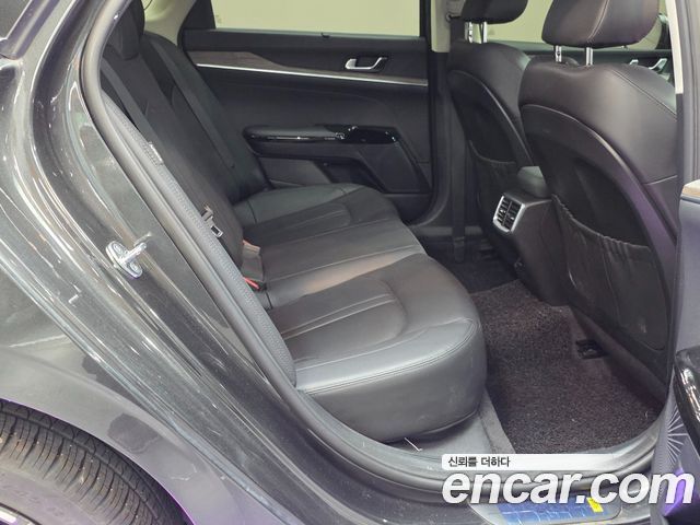Kia K5 (III) 2.0 Noblesse 2023 — фото 17
