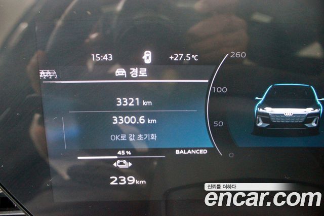 Audi A6 e-tron Performance S line 2025 — фото 8