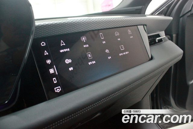 Audi A6 e-tron Performance S line 2025 — фото 19
