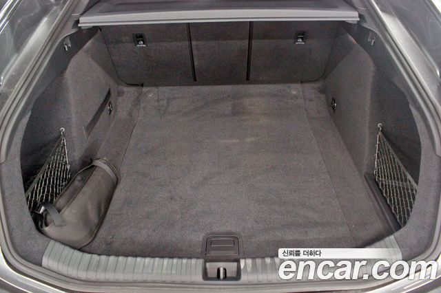 Audi A6 e-tron Performance S line 2025 — фото 22
