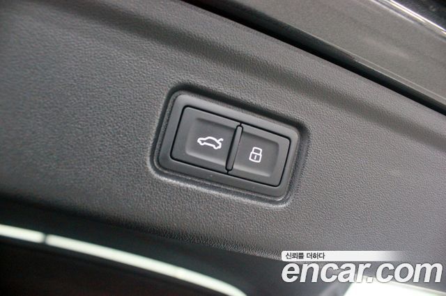 Audi A6 e-tron Performance S line 2025 — фото 23