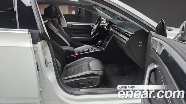 Volkswagen Arteon 2.0 TDI Prestige 2022 — фото 11