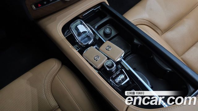 Volvo XC90 (II) T8 Inscription Hybird 2020 — фото 9