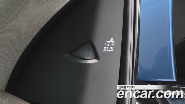 Volvo V40 D2 2nd 2015 — фото 18