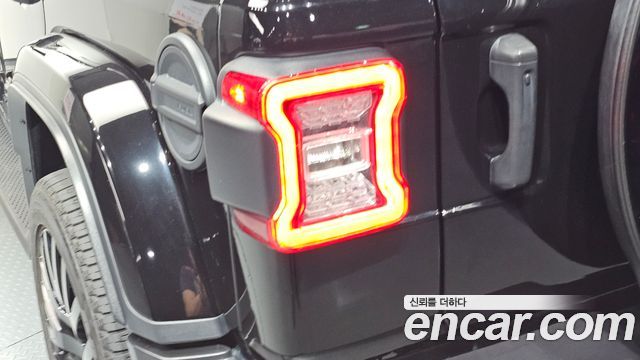 Jeep Wrangler (JL) 2.0 Overland Power Top 4Door 2021 — фото 23