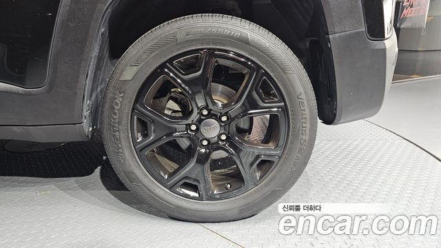 Jeep Renegade 2.0 Diesel Limited AWD 2018 — фото 21