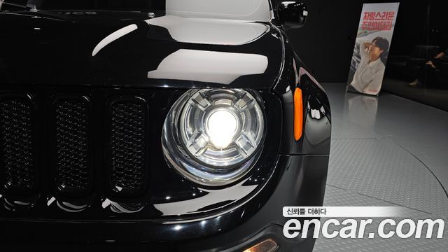 Jeep Renegade 2.0 Diesel Limited AWD 2018 — фото 22