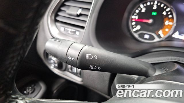 Jeep Renegade 2.0 Diesel Limited AWD 2018 — фото 27