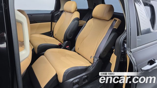 Kia Carnival (IV) Gasoline 7-Seater Noblesse 2023 — фото 11