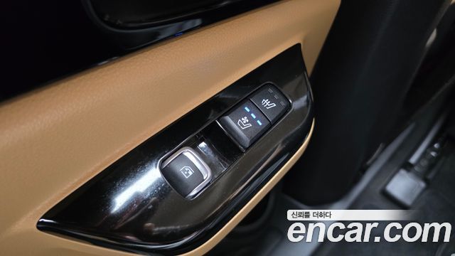Kia Carnival (IV) Gasoline 7-Seater Noblesse 2023 — фото 18
