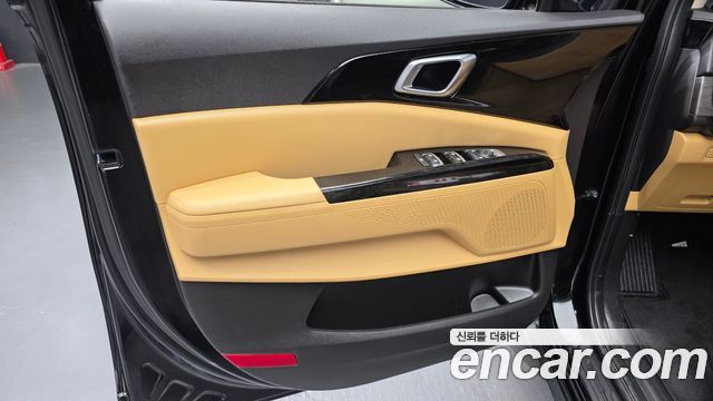 Kia Carnival (IV) Gasoline 7-Seater Noblesse 2023 — фото 24