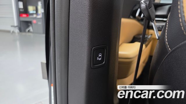 Kia Carnival (IV) Gasoline 7-Seater Noblesse 2023 — фото 30