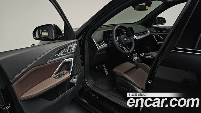 BMW X1 (U11) xDrive 20i M Sport 2025 — фото 10