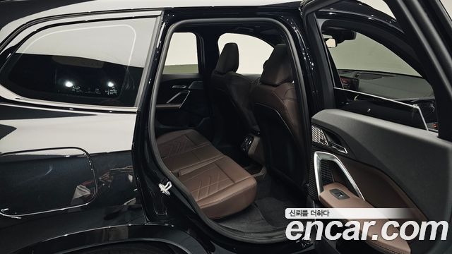 BMW X1 (U11) xDrive 20i M Sport 2025 — фото 12