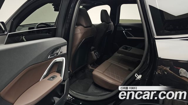BMW X1 (U11) xDrive 20i M Sport 2025 — фото 26