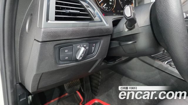 BMW 1 Series (F20) 118d Sport 5Door 2018 — фото 24