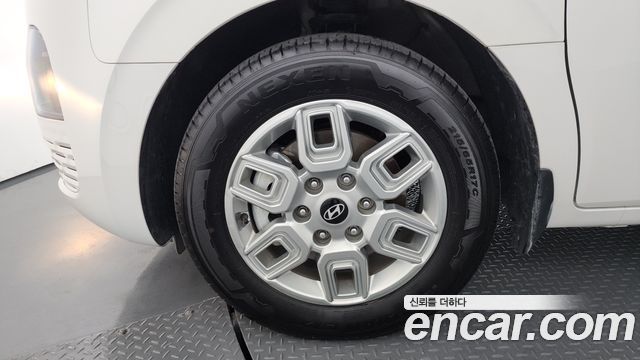 Hyundai Staria HEV 1.6 Cargo 5-Seater Modern 2025 — фото 5
