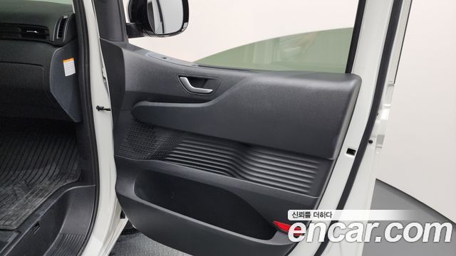 Hyundai Staria HEV 1.6 Cargo 5-Seater Modern 2025 — фото 30
